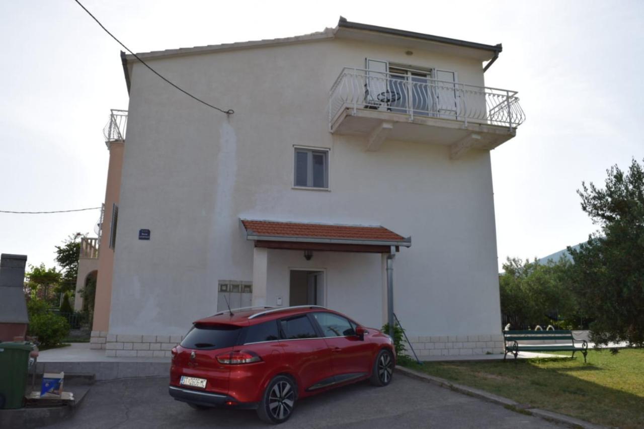 Apartments Marta Kaštel Novi エクステリア 写真