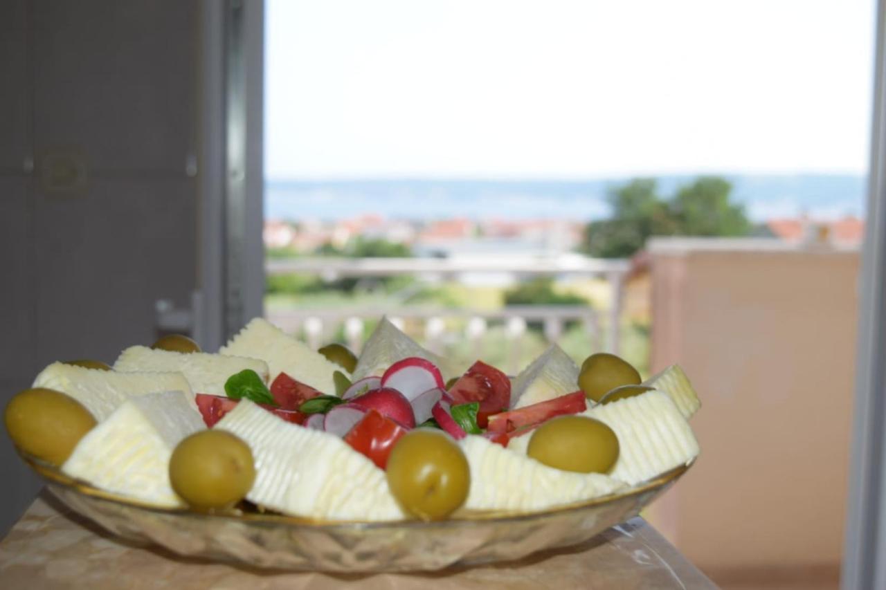 Apartments Marta Kaštel Novi エクステリア 写真