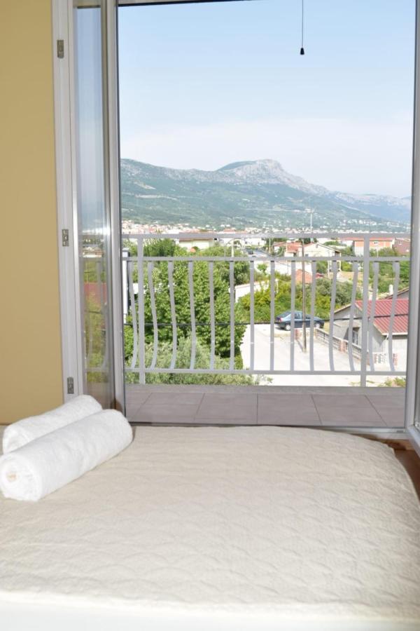 Apartments Marta Kaštel Novi エクステリア 写真